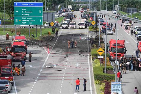 malaysia plane crash highway